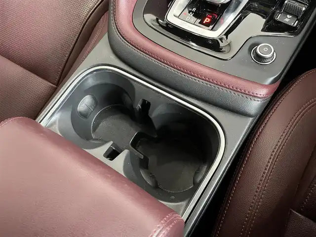 ジャガー ジャガー Ｅペース R ダイナミックSE D200 山形県 2021(令3)年 4.1万km グレー MERIDIANオーディオ/純正ナビ/AppleCarplay/360°カメラ/アダプティブクルーズコントロール/レーンキープアシスト/ブラインドスポットモニター/レザーシート/シートヒーター/パワーシート/電動リアゲート/パドルシフト