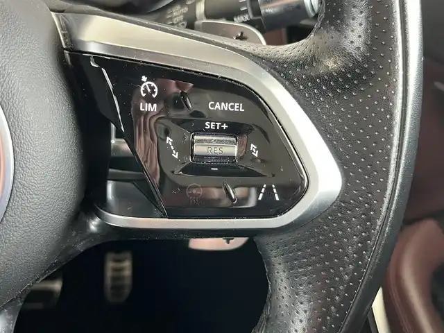 ジャガー ジャガー Ｅペース R ダイナミックSE D200 山形県 2021(令3)年 4.1万km グレー MERIDIANオーディオ/純正ナビ/AppleCarplay/360°カメラ/アダプティブクルーズコントロール/レーンキープアシスト/ブラインドスポットモニター/レザーシート/シートヒーター/パワーシート/電動リアゲート/パドルシフト