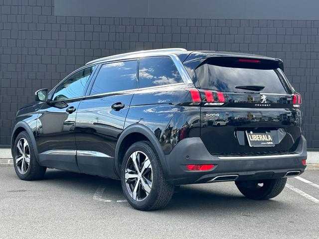 プジョー ５００８ GT ブルーHDi 埼玉県 2019(令1)年 4.8万km 黒 黒ハーフレザーシート /純正ナビ /リアモニター /アンビエンスライト /BSM /Apple Car Play /オートクルーズコントロール /全周囲カメラ /レーンキープアシスト /グリップコントロールシステム /パワーバックドア /ETC