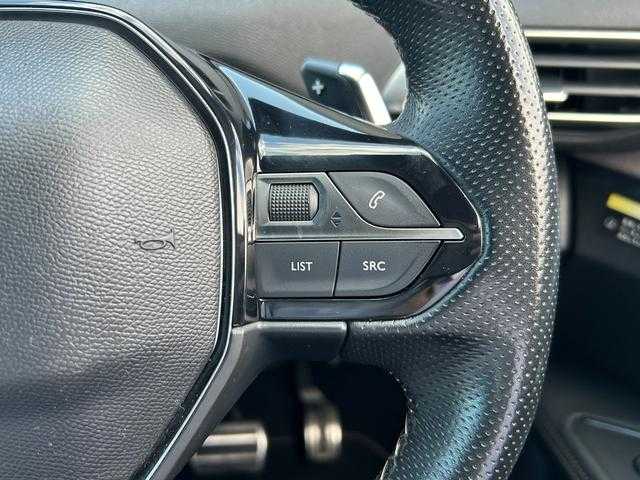 プジョー ５００８ GT ブルーHDi 埼玉県 2019(令1)年 4.8万km 黒 黒ハーフレザーシート /純正ナビ /リアモニター /アンビエンスライト /BSM /Apple Car Play /オートクルーズコントロール /全周囲カメラ /レーンキープアシスト /グリップコントロールシステム /パワーバックドア /ETC