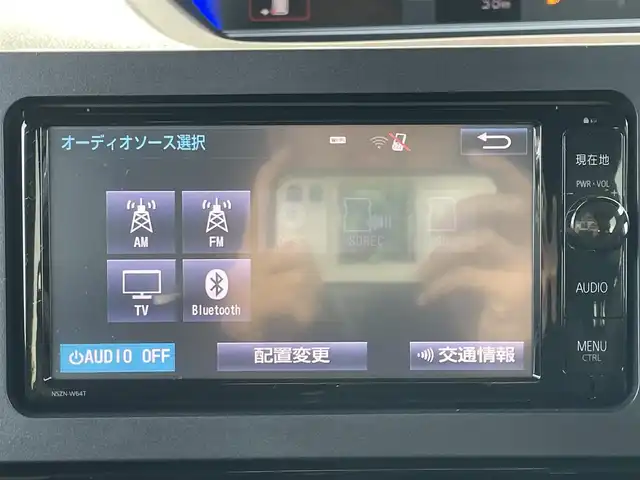 ダイハツ タント カスタム X 和歌山県 2023(令5)年 0.1千km シャイニングホワイトパール 純正7インチナビ（NSZN-W64T）/バックカメラ/フルセグTV/衝突軽減ブレーキ/レーンキープアシスト/前後コーナーセンサー/オートライト/両側パワスラ/シートヒーター/LEDヘッドライト/フォグランプ/電動パーキング/オートホールド/ステリモ/プッシュスタート