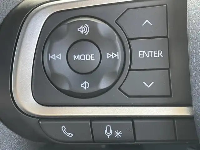 ダイハツ タント カスタム X 和歌山県 2023(令5)年 0.1千km シャイニングホワイトパール 純正7インチナビ（NSZN-W64T）/バックカメラ/フルセグTV/衝突軽減ブレーキ/レーンキープアシスト/前後コーナーセンサー/オートライト/両側パワスラ/シートヒーター/LEDヘッドライト/フォグランプ/電動パーキング/オートホールド/ステリモ/プッシュスタート