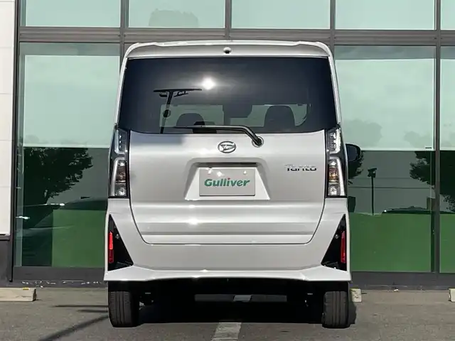 ダイハツ タント カスタム X 和歌山県 2023(令5)年 0.1千km シャイニングホワイトパール 純正7インチナビ（NSZN-W64T）/バックカメラ/フルセグTV/衝突軽減ブレーキ/レーンキープアシスト/前後コーナーセンサー/オートライト/両側パワスラ/シートヒーター/LEDヘッドライト/フォグランプ/電動パーキング/オートホールド/ステリモ/プッシュスタート