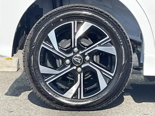 ダイハツ タント カスタム X 和歌山県 2023(令5)年 0.1千km シャイニングホワイトパール 純正7インチナビ（NSZN-W64T）/バックカメラ/フルセグTV/衝突軽減ブレーキ/レーンキープアシスト/前後コーナーセンサー/オートライト/両側パワスラ/シートヒーター/LEDヘッドライト/フォグランプ/電動パーキング/オートホールド/ステリモ/プッシュスタート