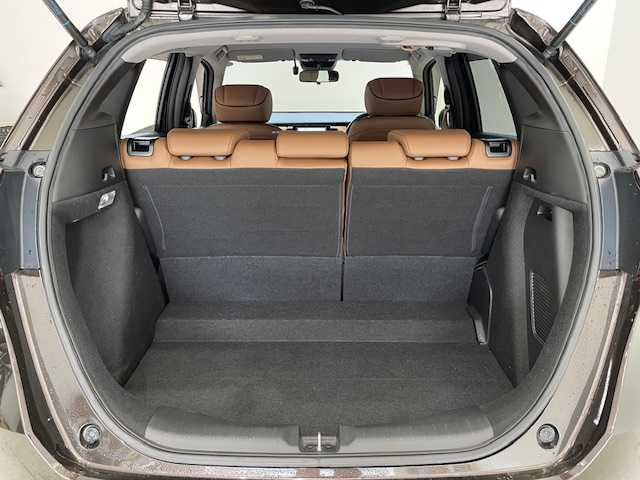 ホンダ フィット e:HEVリュクス 宮城県 2020(令2)年 6.5万km プレミアムグラマラスブロンズP ホンダセンシング/・急アクセル抑制機能/・トラフィックジャムアシスト/・衝突軽減ブレーキ/・先行車発進お知らせ機能/・歩行者事故低減ステアリング/・路外逸脱抑制機能/・渋滞時機能付アダプティブクルーズコントロール/・車線維持支援システム/・オートハイビーム/・誤発進抑制機能/・後方誤発進抑制機能/・近距離衝突軽減ブレーキ/・急アクセル抑制機能/純正ナビ/・フルセグTV/Bluetooth、CD/DVD/・前後コーナーセンサー/・ドライブレコーダー（前後）/シートヒーター/電子パーキング/・ブレーキホールド/純正フロアマット/・純正アルミホイール