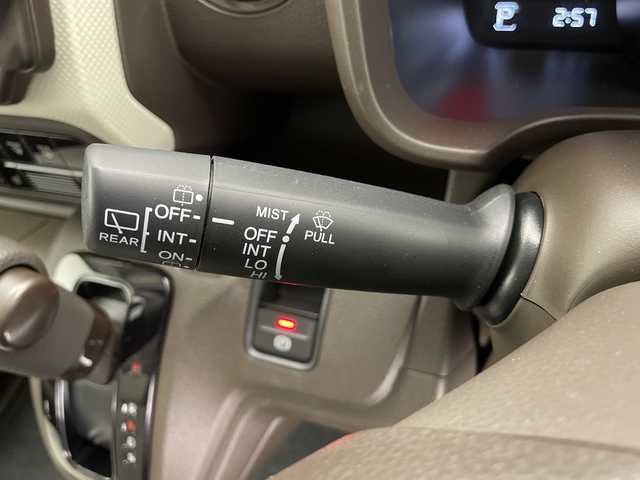 ホンダ Ｎ ＷＧＮ L 長野県 2024(令6)年 1.2万km ルナシルバーM 社外SDナビ　CN-E330D/（ワンセグ/Bluetooth/CD)/バックカメラ/ホンダセンシング/・衝突軽減ブレーキ/・レーンキープアシスト/・レーダークルーズコントロール/・先行車発進お知らせ機能/・コーナーセンサー/前席シートヒーター/ベンチシート/オートライト/オートマチックハイビーム/スマートキー/スペアキー/電格ミラー/ヘッドライトレベライザー