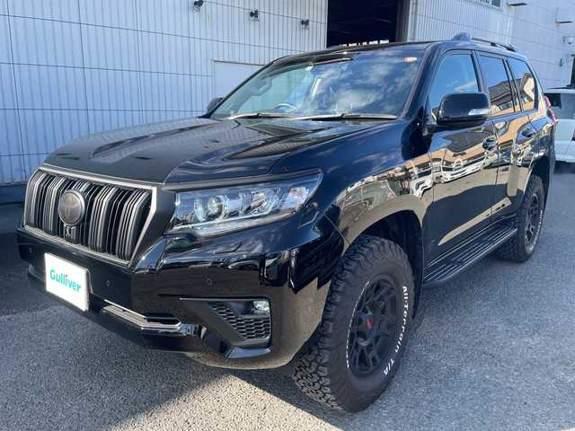 トヨタ ランドクルーザー プラド TX Lパッケージ 神奈川県 2023(令5)年 1.1万km ブラック ワンオーナー/プッシュスタート/ビルトインETC2.0/4WD/純正ナビ/Bluetooth接続/AM/FM/地デジTV/クリアランスソナー/アラウンドビューモニター/レーダークルーズコントロール/プリクラッシュ/車線逸脱防止装置/横滑り防止装置/D.N席パワーシート/D.N席シートヒーター、クーラー/オートライト、ハイビーム/LEDライト、フォグライト/サンルーフ/電動格納ミラー