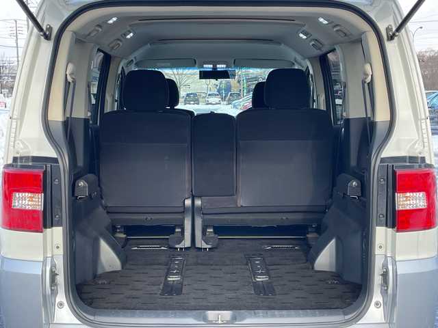 三菱 デリカＤ：５ シャモニー 道央・札幌 2012(平24)年 8.2万km ウォームホワイトP/クールシルバー ４WD/ワンオーナー/純正ディーラーOPナビ/CD/DVD/フルセグ/横滑り防止装置/クルーズコントロール/バック/フロント/サイドカメラ/ビルトインETC/両側パワースライドドア/D席パワーシート/前席シートヒーター/革巻きウッドコンビステアリング/ステアリングリモコン/パドルシフト/スマートキー/キーレスエントリー/HIDヘッドライト/オートライト/フォグランプ/電動格納ミラー/ウィンカーミラー/純正フロアマット/ドアバイザー