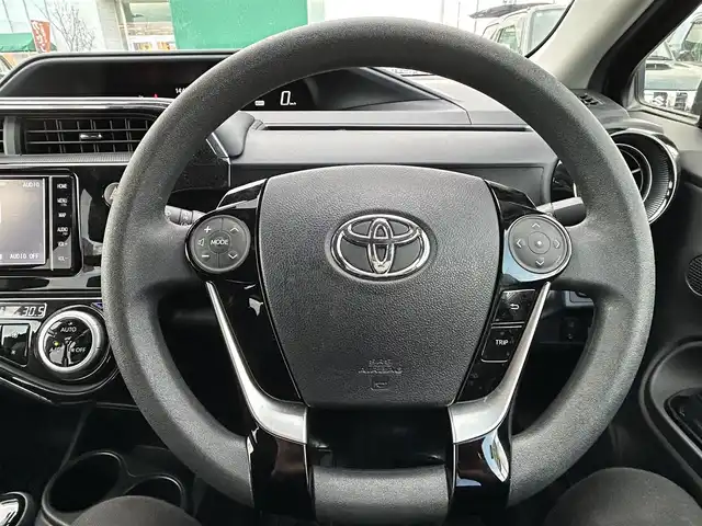 トヨタ アクア S スタイルブラック 宮城県 2019(平31)年 1.9万km ダークブルーマイカ セーフティセンス/・プリクラッシュセーフティ/・レーンディパーチャーアラート/・オートマチックハイビーム/先行車発進告知機能/インテリジェントクリアランスソナー（パーキングサポートブレーキ付）/純正ナビ（NSZT-W68T）/・CD/DVD/・Bluetooth/・フルセグTV/バックカメラ/ドライブレコーダー/ビルトインETC/オートライト/ステアリングスイッチ/スマートキー＆プッシュスタート/スペアキー1本/電動格納ミラー/Wエアバッグ