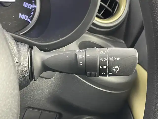 ダイハツ キャスト アクティバ G VS SAⅢ 埼玉県 2020(令2)年 2.4万km オフビートカーキM 純正７インチナビ　パノラマモニター　シートヒーター　ドライブレコーダー　ＬＥＤヘッドライト　純正アルミホイール　純正フロアマット　ＣＤ　ＤＶＤ　Ｂｌｕｅｔｏｏｔｈ　地デジフルセグＴＶ　スマートキー