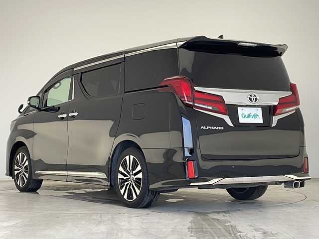 トヨタ アルファード S Cパッケージ 愛知県 2022(令4)年 3.9万km ブラック 衝突被害軽減ブレーキ/純正9インチSD（ナビあり）/フリップダウンモニター/三眼LEDヘッドライト/両側パワースライドドア/レーダークルーズコントロール/シートヒーター/エアシート/フルセグTV/CD DVD/Bluetooth/バックカメラ/電動リアゲート/パワーシート/コーナーセンサー/純正アルミホイール/ETC2.0/ステアリングヒーター/リアオートエアコン/オートマチックハイビーム/ドライブレコーダー/ステアリングスイッチ/スマートキー/プッシュスタート