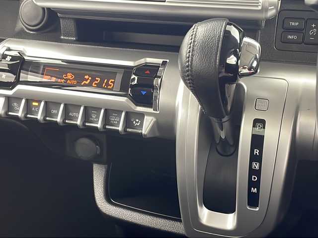 スズキ クロスビー HYBRID MZ 岐阜県 2019(令1)年 4.9万km ミネラルグレーM 純正8インチナビ（SKX-S804）/AM/FM/CD/DVD/SD/BT/フルセグTV/クルーズコントロール/クリアランスソナー/レーンキープアシスト/アイドリングストップ/LEDヘッドライト/パドルシフト/ドアバイザー