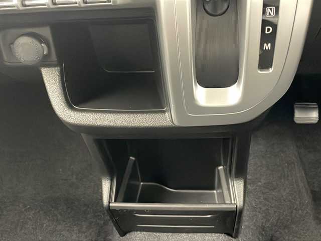 スズキ クロスビー HYBRID MZ 岐阜県 2019(令1)年 4.9万km ミネラルグレーM 純正8インチナビ（SKX-S804）/AM/FM/CD/DVD/SD/BT/フルセグTV/クルーズコントロール/クリアランスソナー/レーンキープアシスト/アイドリングストップ/LEDヘッドライト/パドルシフト/ドアバイザー