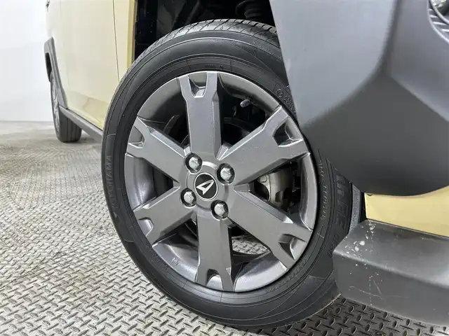 ダイハツ タフト G ターボ 大阪府 2021(令3)年 1.8万km サンドベージュメタリック ガラスルーフ 純正9incナビ(フルセグ/DVD再生/Bluetooth) 360カメラ ETC シートヒーター 衝突軽減 レーダークルコン クリアランスソナー レーンアシスト ルーフレール