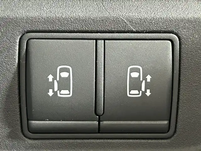 日産 セレナ ハイウェイスター プロパイロットED 大阪府 2017(平29)年 3.9万km ブリリアントホワイトパール ProPILOT 純正ナビ(フルセグ/DVD再生/Blu-ray/Bluetooth) バックカメラ 後席モニター ETC 両側パワースライドドア 衝突軽減 レーダークルコン クリアランスソナー