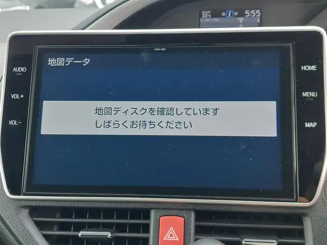 トヨタ ヴォクシー ZS 煌Ⅱ 東京都 2020(令2)年 2.9万km ブラック 純正10インチナビ/純正アルミホイール/ビルトインETC/Bluetooth/フルセグテレビ/プッシュスタート/ドライブレコーダー/トヨタセーフティセンス/バックカメラ/コーナーセンサー/純正フロアマット/ドアバイザー/キーレスエントリー/USB端子/新車保証書/取扱説明書