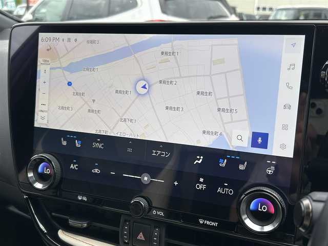 レクサス ＮＸ 350h バージョンL 愛媛県 2022(令4)年 3.9万km ソニッククォーツ 禁煙車/登録時走行距離：38376km/メーカーオプション純正ナビ/BT/AM・FM/フルセグ/ETC/前後ドライブレコーダー/ブラインドスポットモニター/デジタルインナーミラー/クリアランスソナー/コーナーセンサー/全方位バックカメラ/ワイヤレス充電/クルーズコントロール/パドルシフト/本革巻きステアリング/パワーシート/シートメモリー/シートヒーター