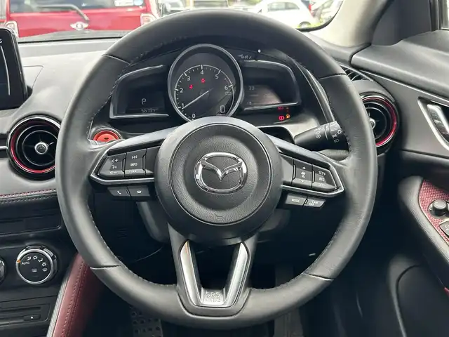マツダ ＣＸ－３ XD プロアクティブ 兵庫県 2017(平29)年 5.7万km ジェットブラックマイカ ディスプレイオーディオナビ/BTオーディオ/社外前後ドライブレコーダー/BOSEサウンド/クルーズコントロール（追従走行あり）/レーンキープアシスト/横滑り防止装置/ETC/バックカメラ/LEDオートライト/USB入力端子/スマートキー/純正フロアマット/純正アルミホイール/ワンオーナー