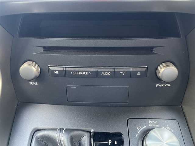 レクサス ＮＸ 300h ブラックシークエンス 三重県 2019(平31)年 6.8万km ソニッククォーツ 登録時67889km/黒白革シート/三眼ヘッドライト/純正ナビ/（AM/FM/TV/Bluetooth）/フルセグTV/バックカメラ/ビルトインETC2.0/レーダークルーズコントロール/ステアリングスイッチ/パドルシフト/ステアリングヒーター/パワーバックドア/シートメモリー/パワーシート/シートヒーター/衝突軽減システム/レーンキープアシスト/コーナーセンサー/BSM/オートハイビーム/純正フロアマット
