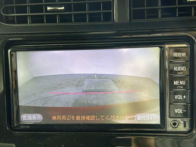 トヨタ アクア G 沖縄県 2017(平29)年 2.4万km スーパーレッドⅤ 県外仕入　/禁煙車　/純正ナビ（ＢＴ，フルセグ，ラジオ，ＣＤ／ＤＶＤ）/クルーズコントロール/トヨタセーフティーセンス　/→プリクラッシュブレーキ/→レーンディパチャートアラート/→オートマチックハイビーム/ビルドインＥＴＣ　/アイドリングストップ　/純正フロアマット　/ドアバイザー　/スペアキー