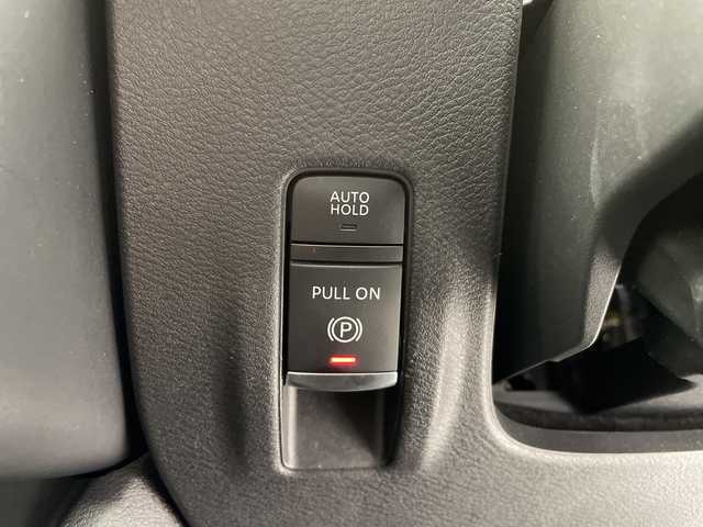 日産 セレナ ハイウェイスター V 愛知県 2023(令5)年 3.3万km プリズムホワイト プロパイロット/7インチSDナビ（あり）/全方位カメラ/両側パワースライドドア/レーダークルーズコントロール/イージーオープン機能/コーナーセンサー/純正アルミホイール/ブラインドスポットモニター/LEDヘッドライト/パドルシフト/リアオートエアコン/オートマチックハイビーム/ドライブレコーダー/ETC/衝突被害軽減ブレーキ/Bluetooth/ステアリングスイッチ/スマートキー/プッシュスタート