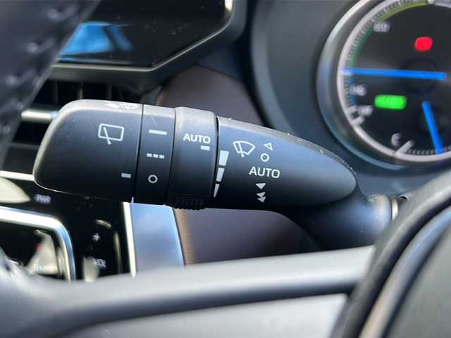 トヨタ ハリアー ハイブリッド Z 青森県 2020(令2)年 5.6万km プレシャスブラックパール ・4WD/・純正ナビ/・Bluetooth/・フルセグTV/・アラウンドビューモニター/・ブラインドスポットモニター/・純正ドライブレコーダー/・デジタルインナーミラー/・衝突被害軽減ブレーキ/・レーンキープアシスト/・横滑り防止装置/・レーダークルーズコントロール/・パワーバックドア/・ハーフレザーシート/・オートライト/・オートマチックハイビーム/・LEDヘッドライト/・ETC/・純正19AW/・純正フロアマット