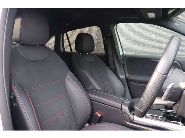 メルセデス・ベンツ Ｍ・ベンツ ＧＬＡ２００ｄ 4マチック AMGライン 大分県 2023(令5)年 2.5万km デジタルホワイト ワンオーナー/保証書/取扱説明書/レーダーセーフティパッケージ/サンルーフ/純正ナビ/CarPlay/地デジ/Bluetooth/ワイヤレス充電/全方位カメラ/黒半革/パワーシート/シートヒーター/純正19インチAW/純正ドライブレコーダー（360°）/ETC