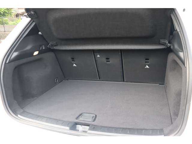 メルセデス・ベンツ Ｍ・ベンツ ＧＬＡ２００ｄ 4マチック AMGライン 大分県 2023(令5)年 2.5万km デジタルホワイト ワンオーナー/保証書/取扱説明書/レーダーセーフティパッケージ/サンルーフ/純正ナビ/CarPlay/地デジ/Bluetooth/ワイヤレス充電/全方位カメラ/黒半革/パワーシート/シートヒーター/純正19インチAW/純正ドライブレコーダー（360°）/ETC