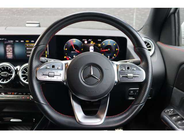 メルセデス・ベンツ Ｍ・ベンツ ＧＬＡ２００ｄ 4マチック AMGライン 大分県 2023(令5)年 2.5万km デジタルホワイト ワンオーナー/保証書/取扱説明書/レーダーセーフティパッケージ/サンルーフ/純正ナビ/CarPlay/地デジ/Bluetooth/ワイヤレス充電/全方位カメラ/黒半革/パワーシート/シートヒーター/純正19インチAW/純正ドライブレコーダー（360°）/ETC