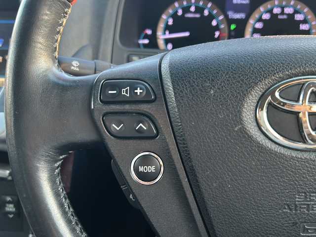 トヨタ クラウン マジェスタ Cタイプ 富山県 2011(平23)年 11.1万km シルバーM サンルーフ/純正ＨＤＤナビ/レザーシート/ＥＴＣ２．０/ＤＶＤ再生機能有/Bluetooth/純正アルミホイール/パワーシート/プッシュスタート/バックカメラ/純正フロアマット/カーテンエアバッグ/クルーズコントロール/フォグランプ/AFS/スマートキー