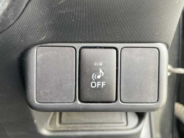 トヨタ アクア G 岩手県 2014(平26)年 6.7万km ブラックマイカ 社外ナビ(CD/DVD/SD/ラジオ/Bluetooth)/フルセグテレビ/バックカメラ/前席シートヒーター/ETC/スマートキー/プッシュスタート/ステアリングスイッチ/オートライト/社外15inアルミホイール/純正フロアマット/電動格納ミラー/ウィンカーミラー/ドアバイザー