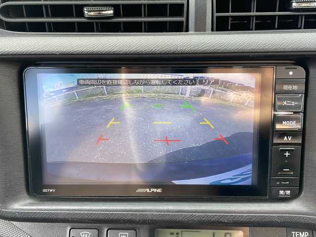 トヨタ アクア G 岩手県 2014(平26)年 6.7万km ブラックマイカ 社外ナビ(CD/DVD/SD/ラジオ/Bluetooth)/フルセグテレビ/バックカメラ/前席シートヒーター/ETC/スマートキー/プッシュスタート/ステアリングスイッチ/オートライト/社外15inアルミホイール/純正フロアマット/電動格納ミラー/ウィンカーミラー/ドアバイザー