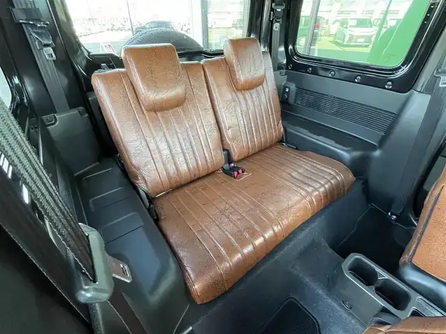 スズキ ジムニー シエラ JC 道央・札幌 2024(令6)年 0.5万km ブルーイッシュブラックパール3 ４WD/ワンオーナー/純正ディーラーOPナビ/CD/DVD/BT/フルセグ/デュアルセンサーブレーキサポート/横滑り防止装置/クルーズコントロール/ヒルディセントコントロール/レーンキープアシスト/バックカメラ/トランスファレバー/アイドリングストップ/前席シートヒーター/レザー調シートカバー/革巻きステアリング/ステアリングリモコン/AC100V/プッシュスタート/スマートキー/LEDヘッドライト/オートライト/オートハイビーム/フォグランプ/電動格納ミラー/ヒーテッドドアミラー/ウィンカーミラー/純正フロアマット/ドアバイザー/スペアキー