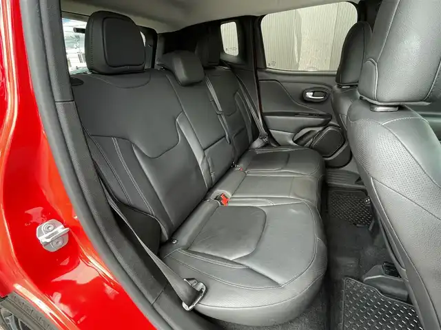 クライスラー・ジープ ジープ レネゲード リミテッド 長野県 2019(令1)年 5.4万km 赤 ＡＣＣ　レーンキープ　Ｕｃｏｎｎｅｃｔナビ　ｂｌｕｅｔｏｏｔｈ　黒革シート　シートヒーター　Ｄ／Ｎパワーシート　ステアリングヒーター　パークセンサー　ルーフレール　スマートキー　前後ドライブレコーダー 純正サマータイヤ＆ホイール有(215/60R17)