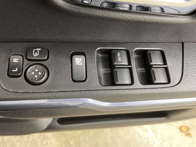 スズキ ハスラー Jスタイル ターボ 道央・札幌 2021(令3)年 4.5万km ピュアホワイトパール/ガンメタリック2トーン ・4WD/ターボ/・純正ナビ　フルセグ/BT/CD/DVD/USB/・デュアルカメラブレーキサポート/・レーダークルーズコントロール/・全方位カメラ/パドルシフト/・前席シートヒーター/・ステアリングスイッチ/・LEDオートライト/・オートマチックハイビーム/・スマートキー/プッシュスタート/・ダウンヒルアシスト/・アイドリングストップ/・ETC/社外ドライブレコーダー/・社外マフラー