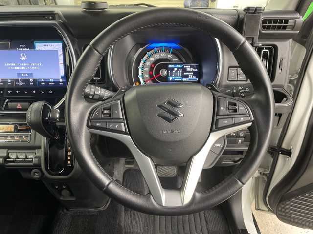 スズキ ハスラー Jスタイル ターボ 道央・札幌 2021(令3)年 4.5万km ピュアホワイトパール/ガンメタリック2トーン ・4WD/ターボ/・純正ナビ　フルセグ/BT/CD/DVD/USB/・デュアルカメラブレーキサポート/・レーダークルーズコントロール/・全方位カメラ/パドルシフト/・前席シートヒーター/・ステアリングスイッチ/・LEDオートライト/・オートマチックハイビーム/・スマートキー/プッシュスタート/・ダウンヒルアシスト/・アイドリングストップ/・ETC/社外ドライブレコーダー/・社外マフラー