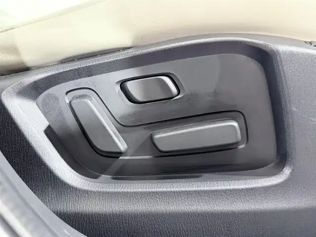 マツダ ＣＸ－５ XD Lパッケージ 大阪府 2017(平29)年 3万km ソウルレッドクリスタルM 白革シート BOSEサウンド 純正ナビTV バックカメラ ヘッドアップディスプレイ パワーシート/ヒーター ステアリングヒーター 電動リアゲート レーダークルコン 衝突軽減ブレーキ レーンアシスト ブラインドSM