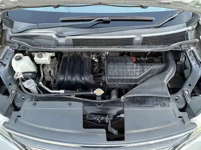 日産 セレナ ハイウェイS S HV Aセーフ 栃木県 2014(平26)年 7.2万km ブリリアントシルバー エマージェンシーブレーキ/社外メモリナビ/フルセグTV/DVD/Bluetooth/アラウンドビューモニター/ETC/前後ドライブレコーダー/パワースライドドア/クルーズコントロール/コーナーセンサー/アイドリングストップ/HIDヘッドライト/フォグランプ/オートライト/スマートキー/プッシュEgスタート/シートバックテーブル/2列目ロールサンシェード/横滑り防止装置