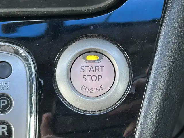 日産 セレナ ハイウェイS S HV Aセーフ 栃木県 2014(平26)年 7.2万km ブリリアントシルバー エマージェンシーブレーキ/社外メモリナビ/フルセグTV/DVD/Bluetooth/アラウンドビューモニター/ETC/前後ドライブレコーダー/パワースライドドア/クルーズコントロール/コーナーセンサー/アイドリングストップ/HIDヘッドライト/フォグランプ/オートライト/スマートキー/プッシュEgスタート/シートバックテーブル/2列目ロールサンシェード/横滑り防止装置