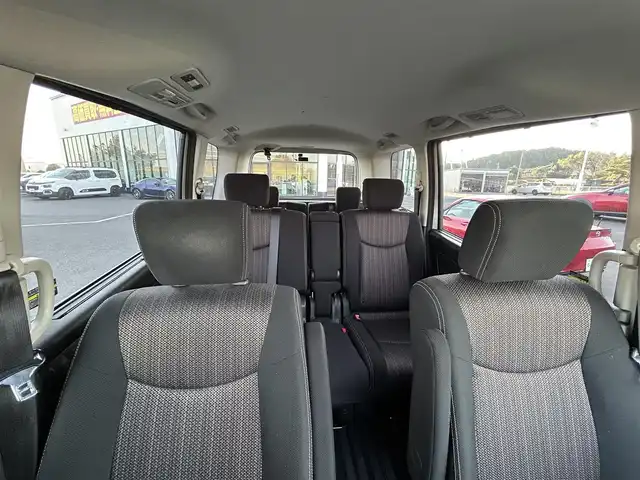 日産 セレナ ハイウェイS S HV Aセーフ 栃木県 2014(平26)年 7.2万km ブリリアントシルバー エマージェンシーブレーキ/社外メモリナビ/フルセグTV/DVD/Bluetooth/アラウンドビューモニター/ETC/前後ドライブレコーダー/パワースライドドア/クルーズコントロール/コーナーセンサー/アイドリングストップ/HIDヘッドライト/フォグランプ/オートライト/スマートキー/プッシュEgスタート/シートバックテーブル/2列目ロールサンシェード/横滑り防止装置