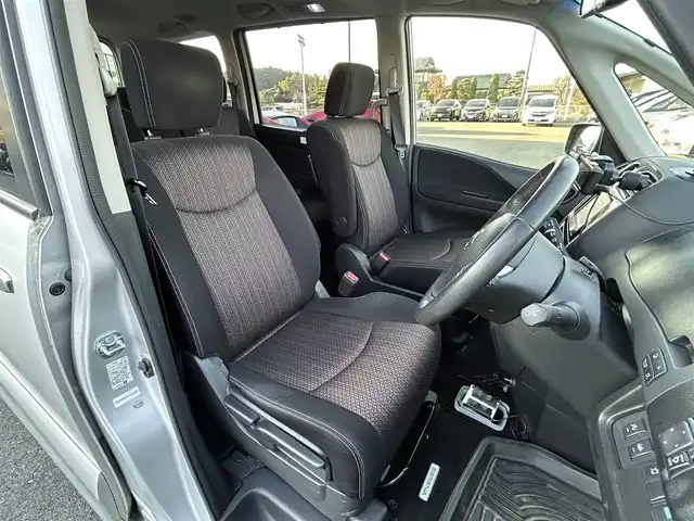 日産 セレナ ハイウェイS S HV Aセーフ 栃木県 2014(平26)年 7.2万km ブリリアントシルバー エマージェンシーブレーキ/社外メモリナビ/フルセグTV/DVD/Bluetooth/アラウンドビューモニター/ETC/前後ドライブレコーダー/パワースライドドア/クルーズコントロール/コーナーセンサー/アイドリングストップ/HIDヘッドライト/フォグランプ/オートライト/スマートキー/プッシュEgスタート/シートバックテーブル/2列目ロールサンシェード/横滑り防止装置