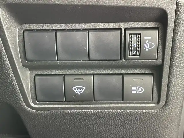 トヨタ ヤリス ハイブリッド Z 愛知県 2021(令3)年 3万km センシュアルレッドマイカ 純正８型ＤＡ　バックカメラ　禁煙車　フルセグ　追従クルコン　ＥＴＣ　ドラレコ　セーフティセンス　シートヒーター　コーナーセンサー　ＵＳＢ接続　衝突軽減　ＬＥＤオートライト　純正フロアマット　車線逸脱　Bluetooth　社外１５インチAW　プッシュスタート　スマートキー