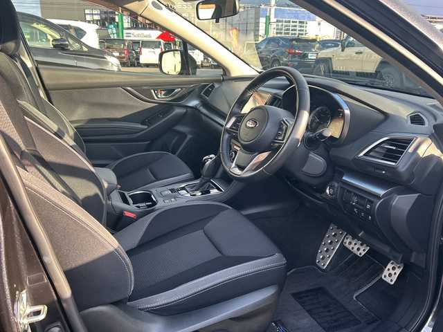 スバル インプレッサ スポーツ 2．0i－S アイサイト 石川県 2017(平29)年 1.6万km ダークグレーメタリック 8インチ純正ナビ【CN-LR830D】/　FM/AM/CD/DVD/Bluetooth/フルセグ/バックカメラ/アイサイト/ドライブレコーダー/ETC2.0/追従クルーズコントロール/４WD/前席メモリシート/サイドエアロ付き/純正アルミホイール/オートライト/LEDヘッドライト/コーナーセンサー