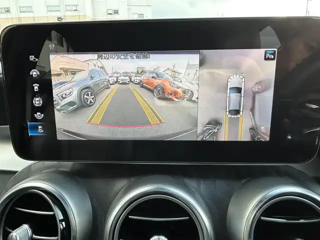 メルセデス・ベンツ ＧＬＣ２２０ d 4マチック クーペ AMGライン 熊本県 2020(令2)年 4万km オブシディアンブラック ・スマートキー/・プッシュスタート/・サンルーフ/・アクティブステアリングアシスト/・道路標識アシスト/・アクティブレーンキーピングアシスト/・アクティブブレーキアシスト/・アテンションアシスト/・ブラインドスポットモニター/・レーンチェンジアシスト/・インテリジェントライトシステム/・クルーズコントロール(追従式)/・黒革シート/・前席パワーシート/・前席エアシート/・全席シートヒーター/・純正メモリナビ/　【Bluetooth・USB・AppleCarPlay・AndroidAuto】/・Burmesterサウンドシステム/・フルセグTV/・全方位カメラ/・ETC2.0/・ヘッドアップディスプレイ/・ドライブレコーダー(前後録画)/・パワーバックドア/・LEDヘッドランプ/・純正マット