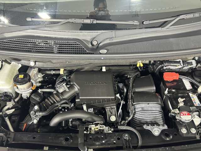 ホンダ Ｎ ＢＯＸ カスタム L ターボ スタイル+ブラック 佐賀県 2022(令4)年 2.5万km クリスタルブラックパール エアロパーツ（フロント・サイド・リア）/社外7インチナビ/CD/DVD/Bluetooth接続/フルセグTV/バックカメラ/衝突被害軽減システム/コーナーセンサー/クルーズコントロール/先行車発進告知/路外逸脱抑制システム/レーンキープアシスト/標識認識システム/ＥＴＣ/ドライブレコーダー/横滑り防止システム/オートライト/LEDライト/フォグランプ/ヘッドライトレベライザー/革巻きステアリング/ステアリングスイッチ/パドルシフト/ハーフレザーシート/運転席/助手席シートヒーター/電動格納ミラー/ウインカーミラー/ダブル＆サイド＆カーテンエアバック/プッシュスタート/スマートキー/スペアキーｘ１