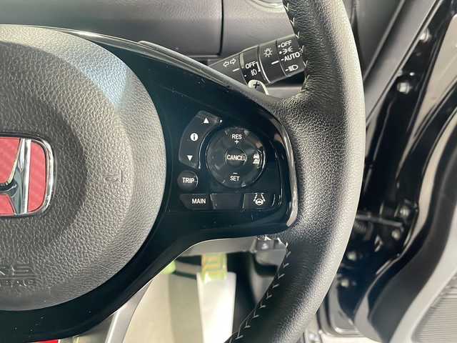 ホンダ Ｎ ＢＯＸ カスタム L ターボ スタイル+ブラック 佐賀県 2022(令4)年 2.5万km クリスタルブラックパール エアロパーツ（フロント・サイド・リア）/社外7インチナビ/CD/DVD/Bluetooth接続/フルセグTV/バックカメラ/衝突被害軽減システム/コーナーセンサー/クルーズコントロール/先行車発進告知/路外逸脱抑制システム/レーンキープアシスト/標識認識システム/ＥＴＣ/ドライブレコーダー/横滑り防止システム/オートライト/LEDライト/フォグランプ/ヘッドライトレベライザー/革巻きステアリング/ステアリングスイッチ/パドルシフト/ハーフレザーシート/運転席/助手席シートヒーター/電動格納ミラー/ウインカーミラー/ダブル＆サイド＆カーテンエアバック/プッシュスタート/スマートキー/スペアキーｘ１