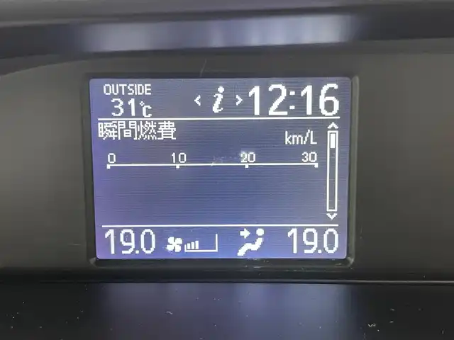 車両画像11