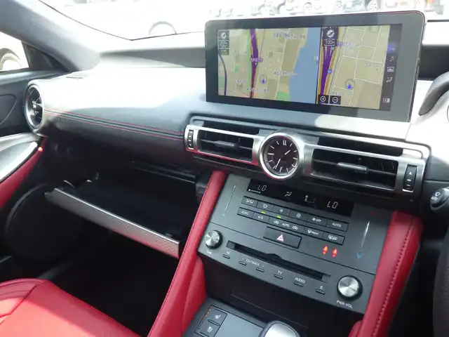 レクサス ＲＣ 300 Fスポーツ 千葉県 2023(令5)年 4.5万km グラファイトブラックガラスフレーク Lexus Safety System+/・プリクラッシュセーフティ/・レーンディパーチャーアラート/・オートハイビーム/・レーダークルーズコントロール/・ブラインドスポットモニター/ムーンルーフ/レッドレザーシート/前席パワーシート/エアシート/シートヒーター/純正SDナビ/地デジTV/【DVD/CD再生機能　Bluetooth接続】/バックカメラ/リバース連動ドアミラー（左/右）/ステアリングヒーター/ステアリングスイッチ/革巻きステアリング/パドルシフト/ETC（2.0）/3眼LEDヘッドライト/ウインカーミラー/クリアランスソナー/純正19インチアルミホイル/サイド/カーテンエアバッグ/スマートキー
