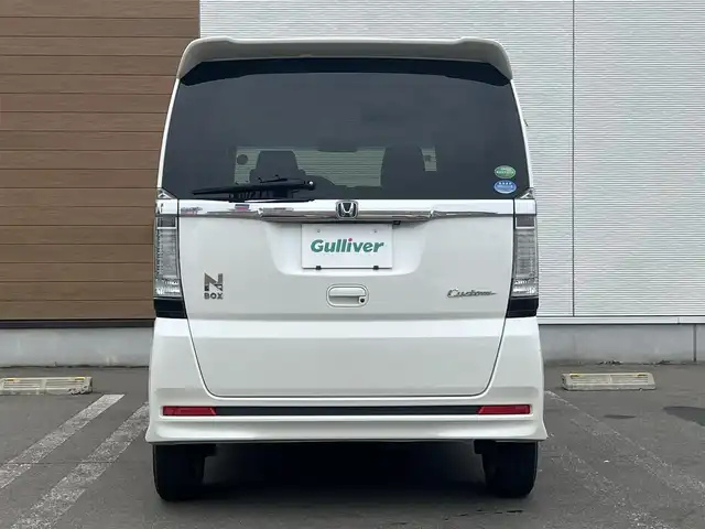 ホンダ Ｎ ＢＯＸ カスタム G Lパッケージ 秋田県 2016(平28)年 6.3万km プレミアムホワイトパールⅡ 純正ナビ/LEDヘッドライト/４WD/フルセグ/バックカメラ/スマートキー/社外アルミ/片側パワスラ/アイドリングストップ/プッシュスタート/前席シートヒーター/ステアリングスイッチ/純正エンジンスターター/純正フロアマット/純正ドアバイザー/オートライト/オートエアコン/パワーステアリング/パワーウィンドウ/横滑り防止/電動格納ウィンカーミラー