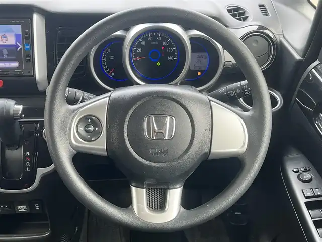 ホンダ Ｎ ＢＯＸ カスタム G Lパッケージ 秋田県 2016(平28)年 6.3万km プレミアムホワイトパールⅡ 純正ナビ/LEDヘッドライト/４WD/フルセグ/バックカメラ/スマートキー/社外アルミ/片側パワスラ/アイドリングストップ/プッシュスタート/前席シートヒーター/ステアリングスイッチ/純正エンジンスターター/純正フロアマット/純正ドアバイザー/オートライト/オートエアコン/パワーステアリング/パワーウィンドウ/横滑り防止/電動格納ウィンカーミラー